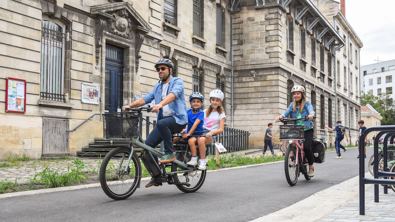 10 solutions pour transporter ses enfants à vélo