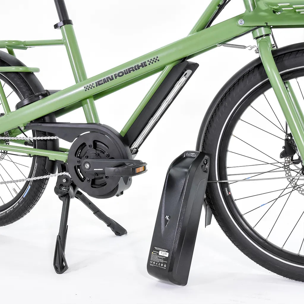 Une batterie de vélo électrique deux places debout