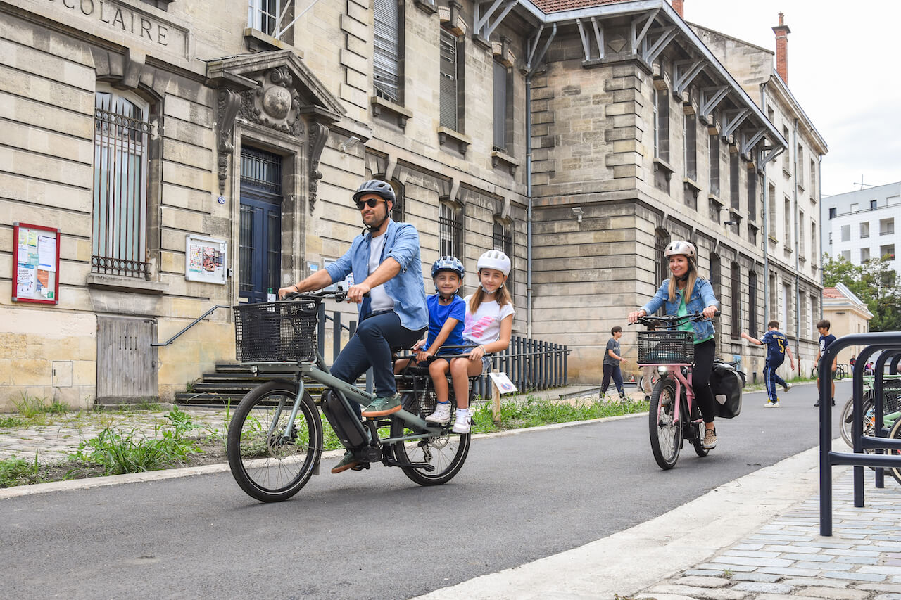10 solutions pour transporter ses enfants à vélo